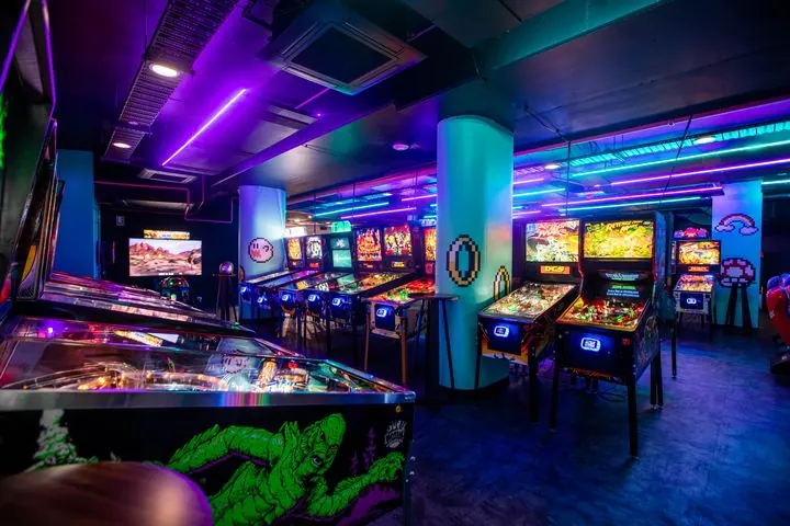 Arcade floor at Planet Royale
